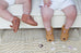 chaussures bébé en cuir couleur fauve comme une biche
